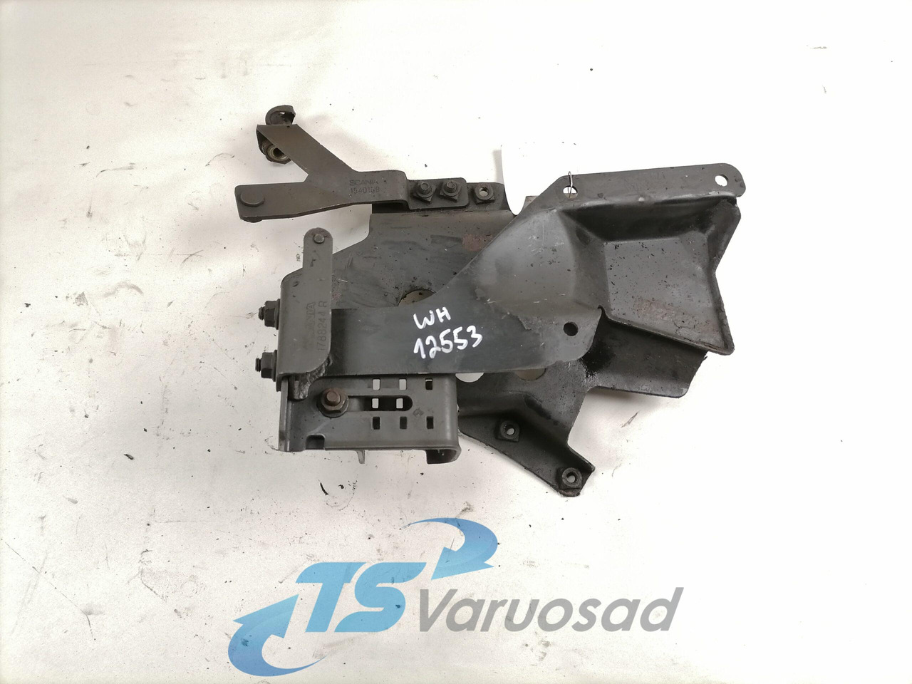 Scania Roolisüsteemi õlimahuti kandur 1792053 - Кормилен маркуч за Камион: снимка 1 Scania Roolisüsteemi õlimahuti kandur 1792053 - Кормилен маркуч за Камион: снимка 1