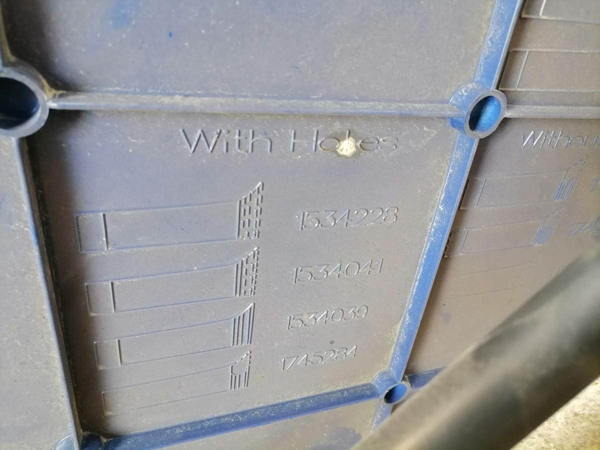 Scania Scania kabiini tuulesuunaja, vasak külg 1534228 - Аеродинамика/ Спойлер за Камион: снимка 5 Scania Scania kabiini tuulesuunaja, vasak külg 1534228 - Аеродинамика/ Спойлер за Камион: снимка 5