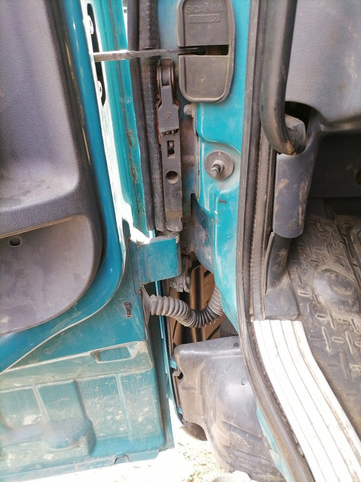 Scania Scania uks, vasak 1476534 - Врата и части за Камион: снимка 4 Scania Scania uks, vasak 1476534 - Врата и части за Камион: снимка 4