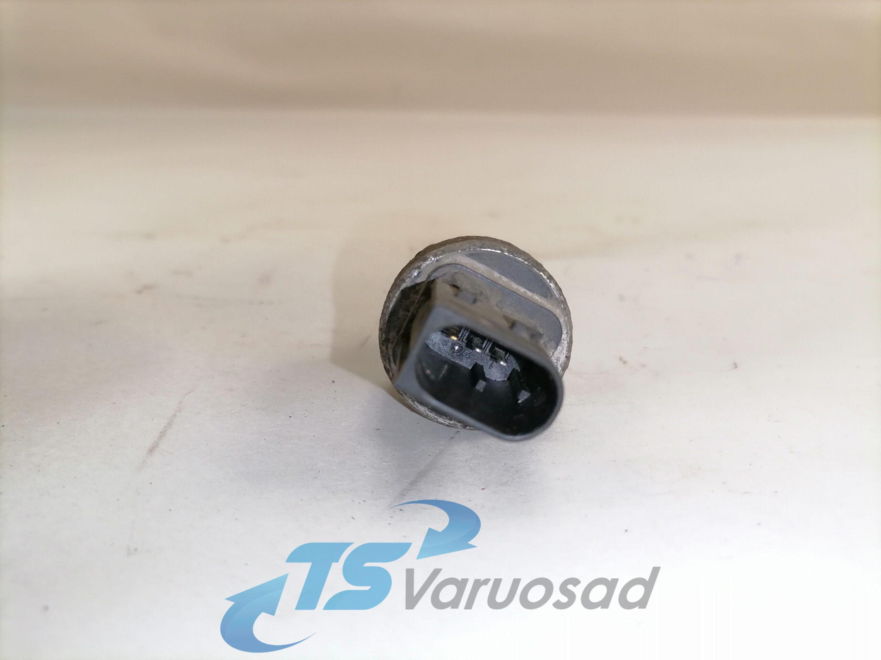 Scania Sensor, air pressure 1889798 - Сензор за Камион: снимка 2 Scania Sensor, air pressure 1889798 - Сензор за Камион: снимка 2