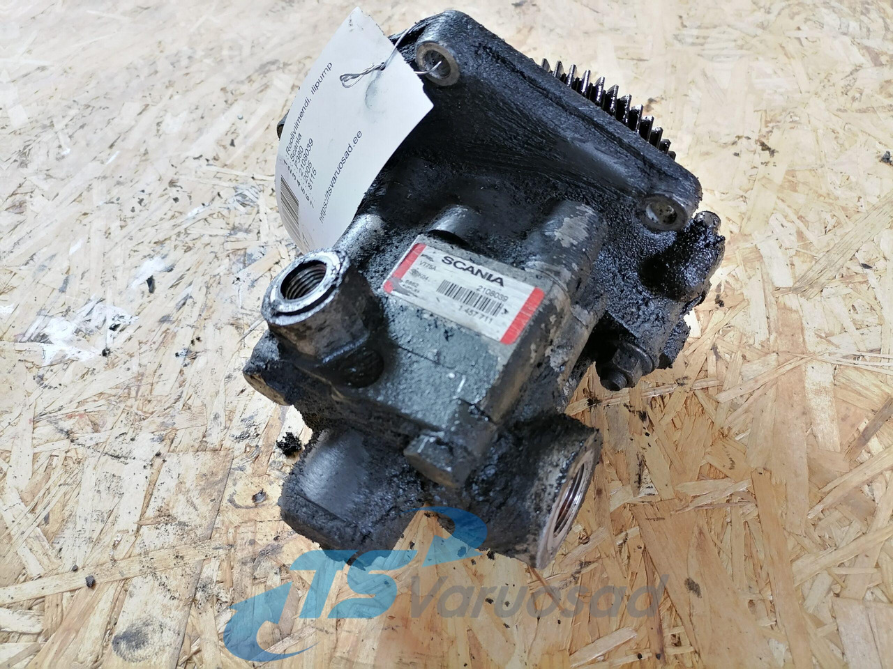 Scania Steering hydraulic pump 2108039 - Помпа на хидроусилвателя за Камион: снимка 2 Scania Steering hydraulic pump 2108039 - Помпа на хидроусилвателя за Камион: снимка 2