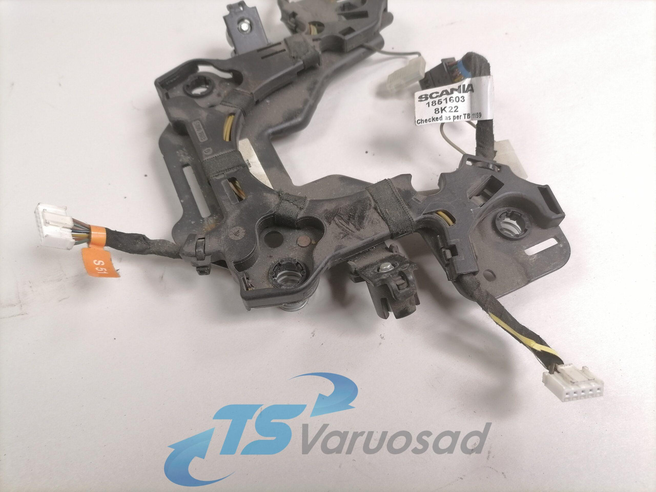 Scania Steering wheel cable 1851603 - Кормилно управление за Камион: снимка 3 Scania Steering wheel cable 1851603 - Кормилно управление за Камион: снимка 3