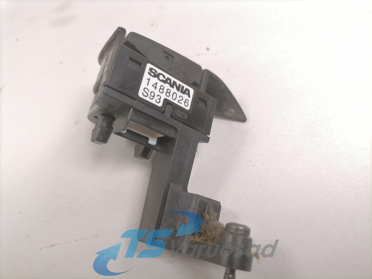 Scania Switch, steering wheel 1488026 - Кормилно управление за Камион: снимка 2 Scania Switch, steering wheel 1488026 - Кормилно управление за Камион: снимка 2