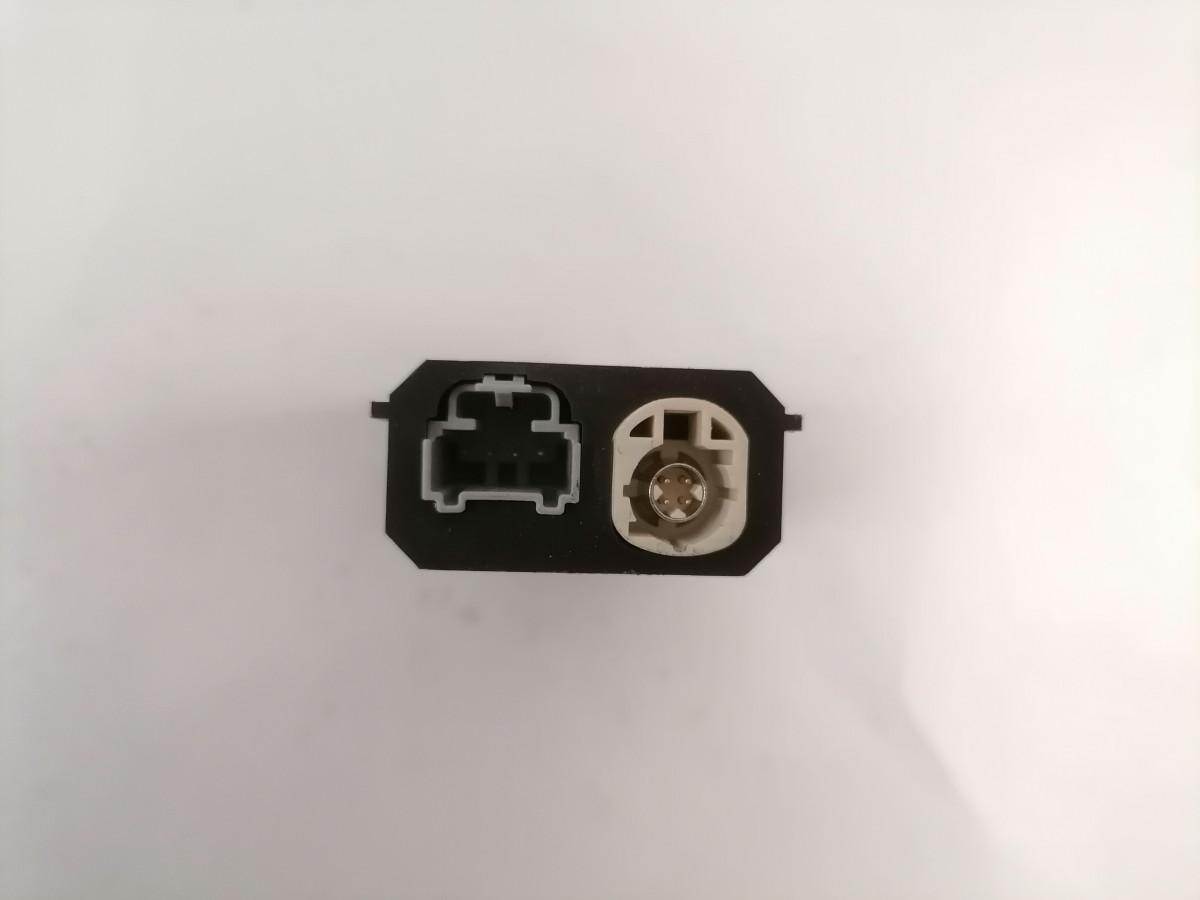Scania USB/AUX pistikute paneel 2554705 - Електрическа система за Камион: снимка 4 Scania USB/AUX pistikute paneel 2554705 - Електрическа система за Камион: снимка 4
