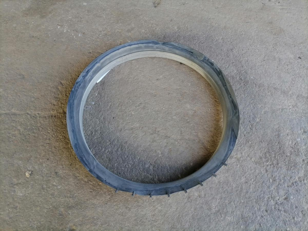 Scania Ventilaatori metallrõngas 1788048 - Радиатор за Камион: снимка 3 Scania Ventilaatori metallrõngas 1788048 - Радиатор за Камион: снимка 3