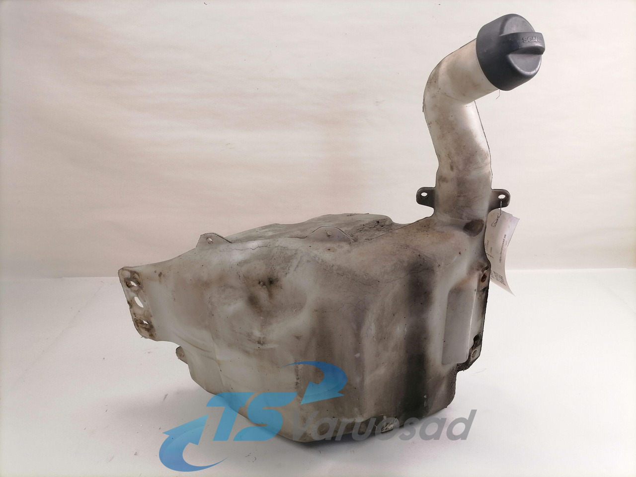 Scania Windscreen washer fluid tank 1772662 - Чистачка за Камион: снимка 2 Scania Windscreen washer fluid tank 1772662 - Чистачка за Камион: снимка 2