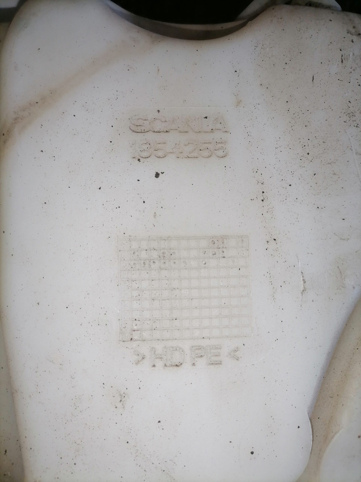 Scania Windscreen washer fluid tank 1854255 - Чистачка за Камион: снимка 3 Scania Windscreen washer fluid tank 1854255 - Чистачка за Камион: снимка 3
