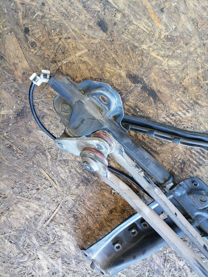 Scania Wiper frame 1765183 - Чистачка за Камион: снимка 2 Scania Wiper frame 1765183 - Чистачка за Камион: снимка 2