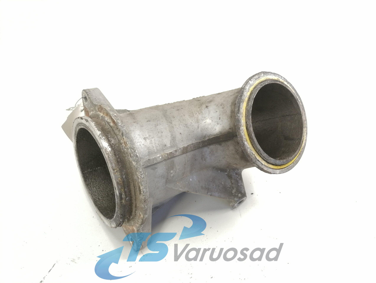 Scania intercooler pipe 1372058 - Интеркулер за Камион: снимка 3 Scania intercooler pipe 1372058 - Интеркулер за Камион: снимка 3