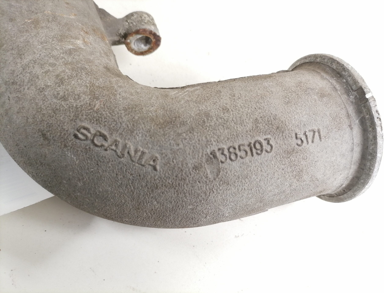 Scania intercooler pipe 1385193 - Интеркулер за Камион: снимка 4 Scania intercooler pipe 1385193 - Интеркулер за Камион: снимка 4