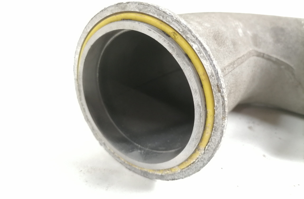 Scania intercooler pipe 1385193 - Интеркулер за Камион: снимка 2 Scania intercooler pipe 1385193 - Интеркулер за Камион: снимка 2