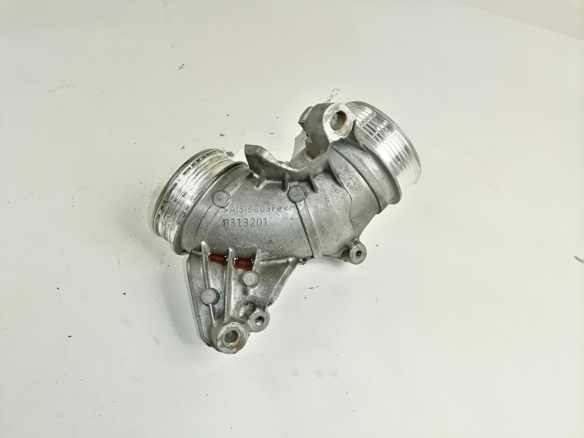 Scania intercooler pipe 2436014 - Интеркулер за Камион: снимка 3 Scania intercooler pipe 2436014 - Интеркулер за Камион: снимка 3