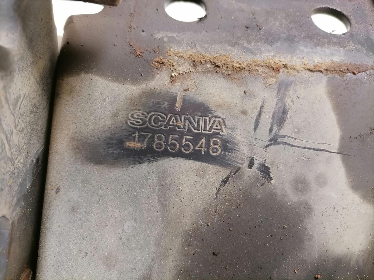 Scania lower grille carrier hinge 1785548 - Радиаторна решетка за Камион: снимка 5 Scania lower grille carrier hinge 1785548 - Радиаторна решетка за Камион: снимка 5