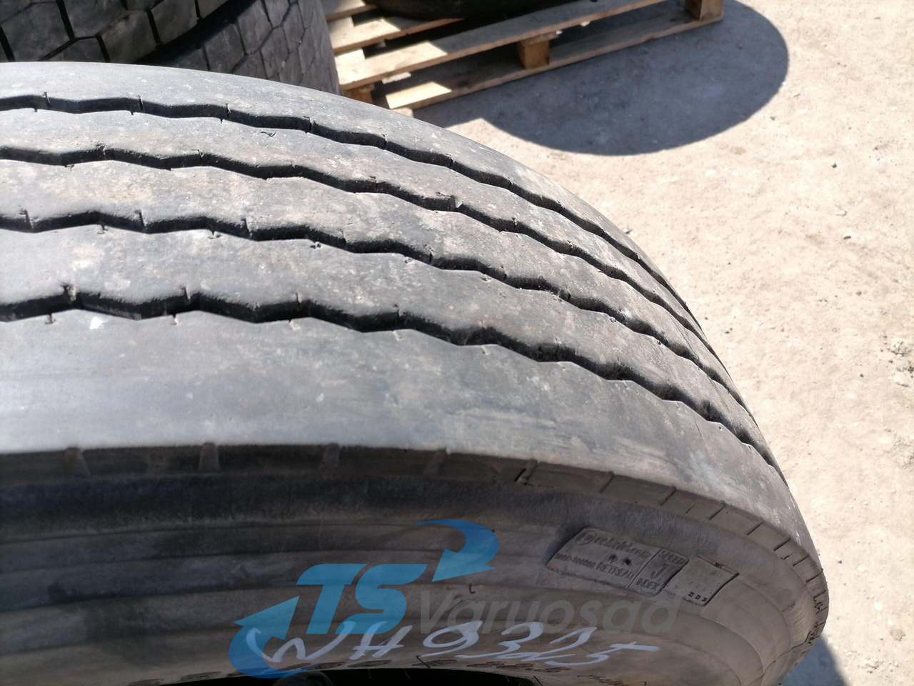 Universaalne Firestone FS400 295/80 R22,5 29580R225 - Гуми и джанти за Камион: снимка 5 Universaalne Firestone FS400 295/80 R22,5 29580R225 - Гуми и джанти за Камион: снимка 5