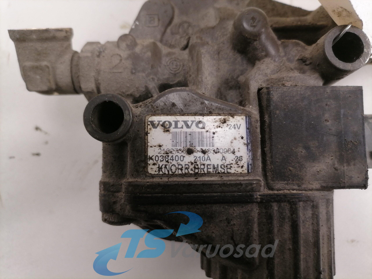Volvo ABS brake valve 21327360 - Спирачен клапан за Камион: снимка 3 Volvo ABS brake valve 21327360 - Спирачен клапан за Камион: снимка 3