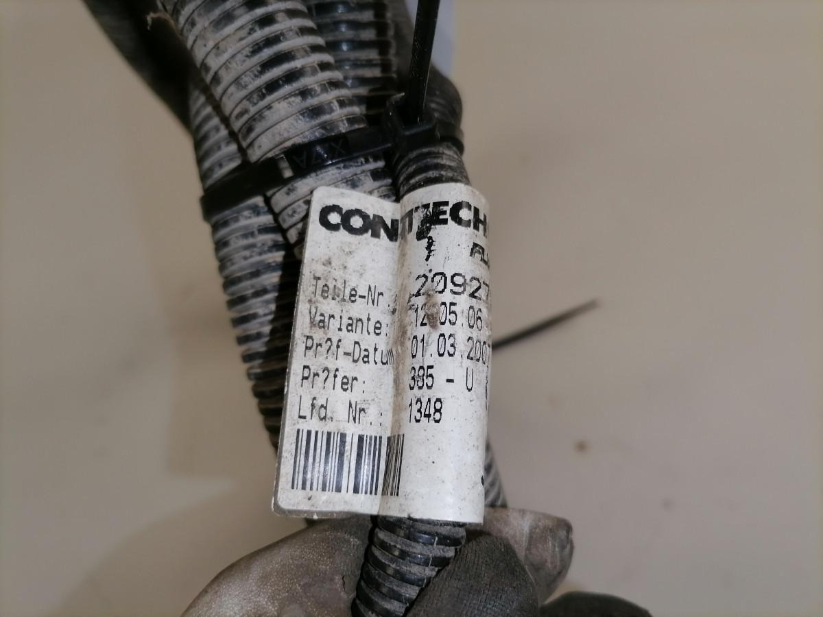 Volvo ADBlue kaabel 20927930 - Горивна система за Камион: снимка 5 Volvo ADBlue kaabel 20927930 - Горивна система за Камион: снимка 5