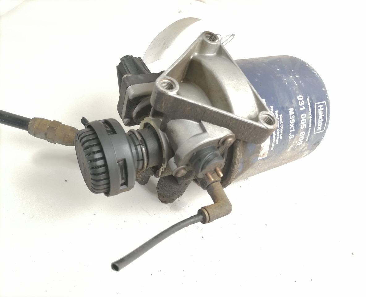 Volvo Air dryer 20393894 - Спирачен клапан за Камион: снимка 2 Volvo Air dryer 20393894 - Спирачен клапан за Камион: снимка 2