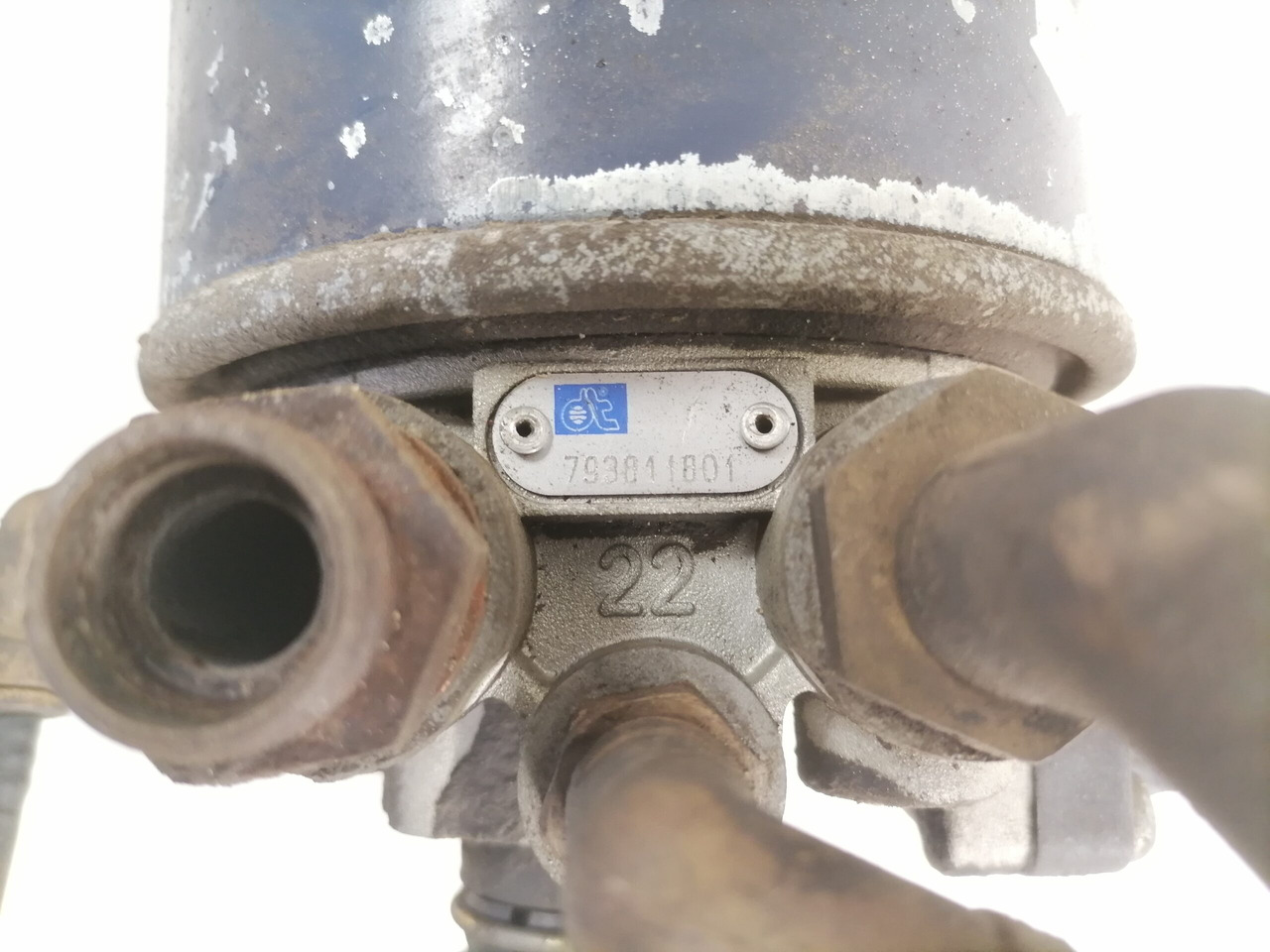 Volvo Air dryer 20393894 - Спирачен клапан за Камион: снимка 5 Volvo Air dryer 20393894 - Спирачен клапан за Камион: снимка 5