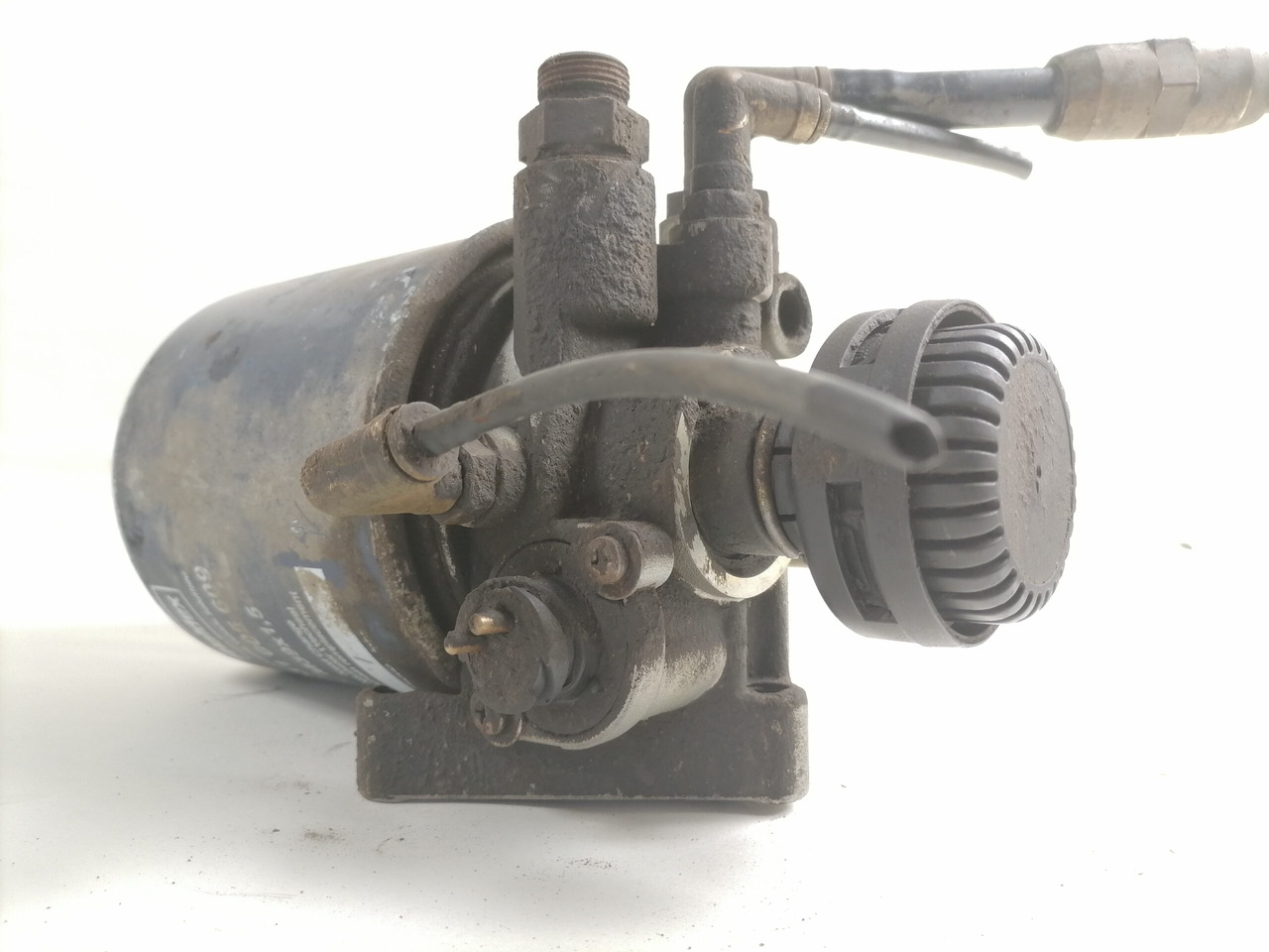 Volvo Air dryer 20393894 - Спирачен клапан за Камион: снимка 4 Volvo Air dryer 20393894 - Спирачен клапан за Камион: снимка 4
