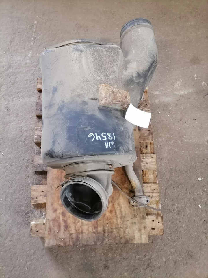 Volvo Air filter housing 20859974 - Всмукателна система за Камион: снимка 2 Volvo Air filter housing 20859974 - Всмукателна система за Камион: снимка 2