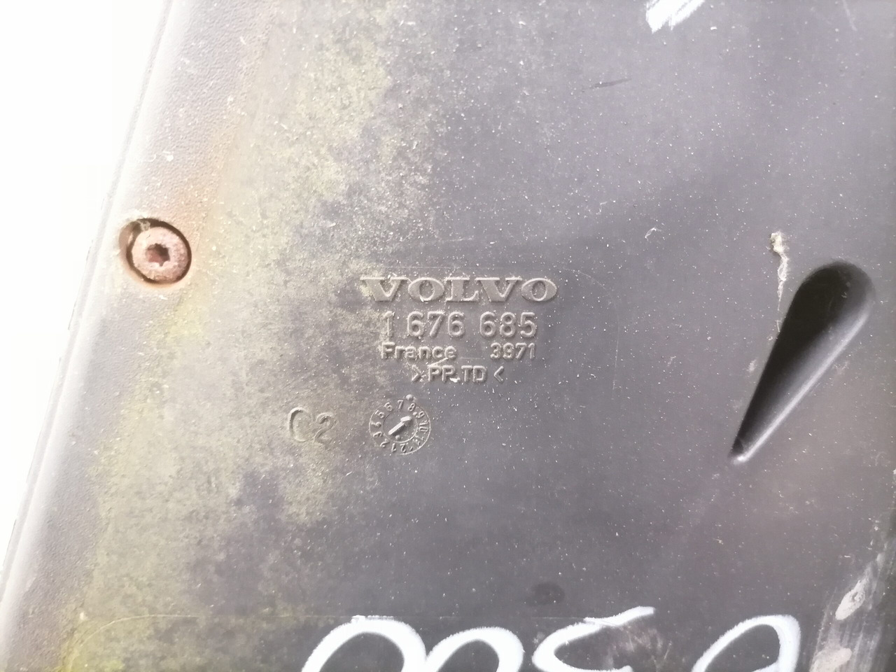 Volvo Air intake 1676685 - Всмукателна система за Камион: снимка 3 Volvo Air intake 1676685 - Всмукателна система за Камион: снимка 3