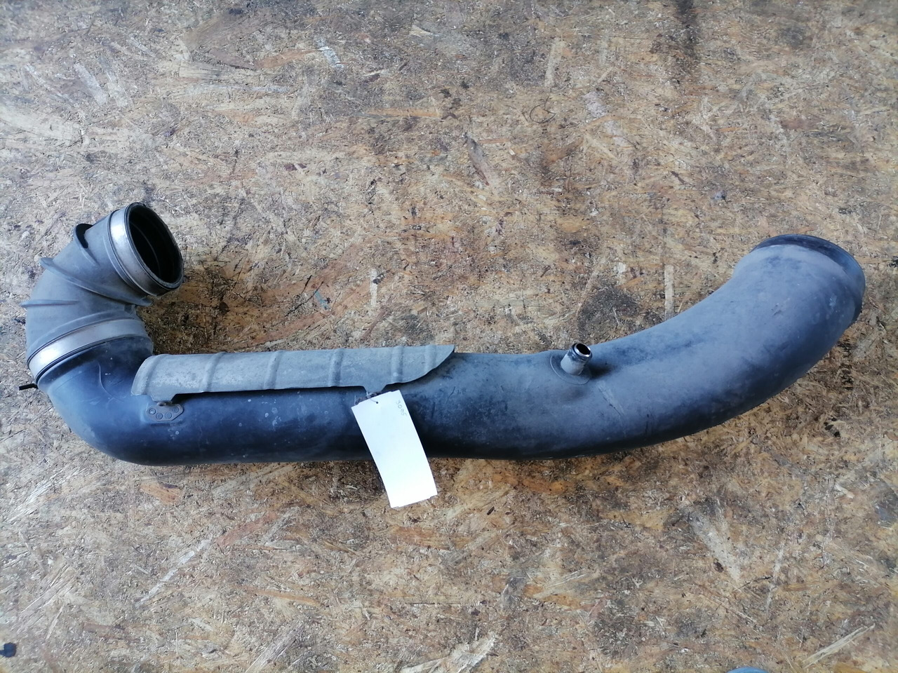 Volvo Air intake 20441423 - Всмукателна система за Камион: снимка 3 Volvo Air intake 20441423 - Всмукателна система за Камион: снимка 3