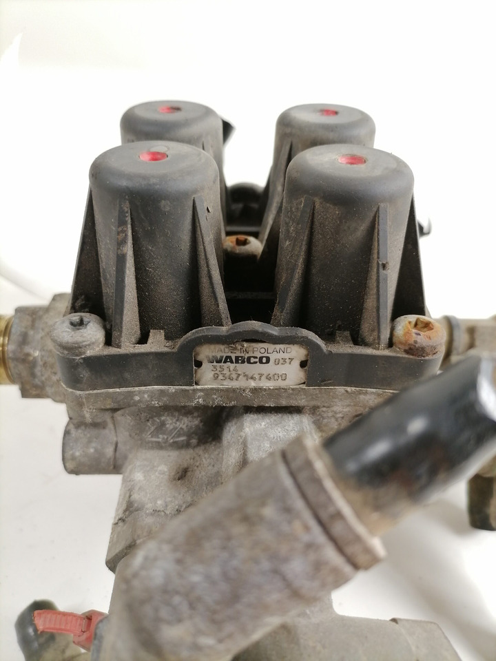 Volvo Air pressure control valve 9347147400 - Спирачен клапан за Камион: снимка 4 Volvo Air pressure control valve 9347147400 - Спирачен клапан за Камион: снимка 4