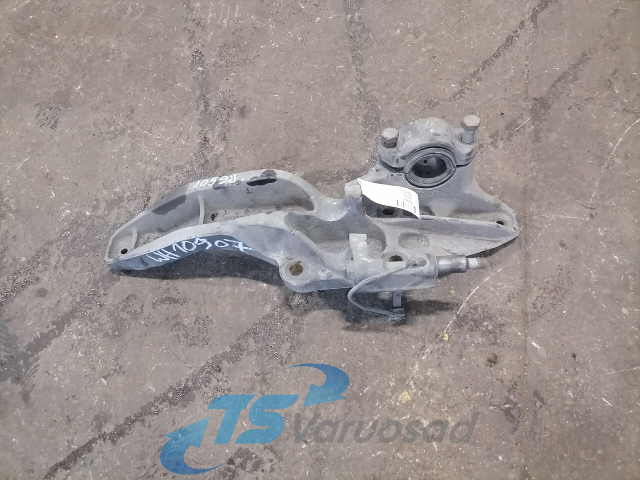 Volvo Air suspension bracket 21196819 - Ос и части за Камион: снимка 1 Volvo Air suspension bracket 21196819 - Ос и части за Камион: снимка 1