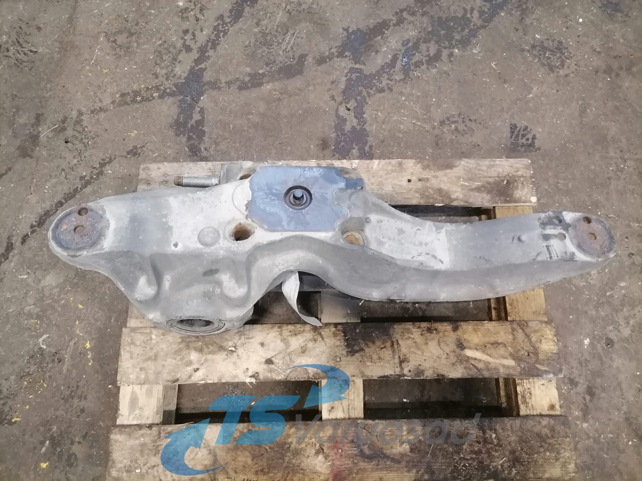 Volvo Air suspension bracket 21196826 - Ос и части за Камион: снимка 2 Volvo Air suspension bracket 21196826 - Ос и части за Камион: снимка 2