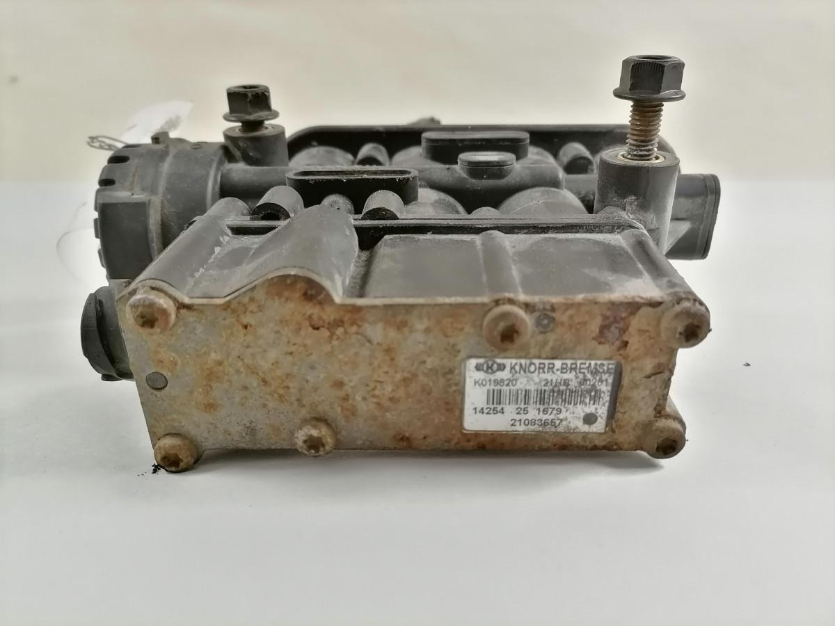 Volvo Air suspension control valve, ECAS 21083657 - Спирачен клапан за Камион: снимка 4 Volvo Air suspension control valve, ECAS 21083657 - Спирачен клапан за Камион: снимка 4