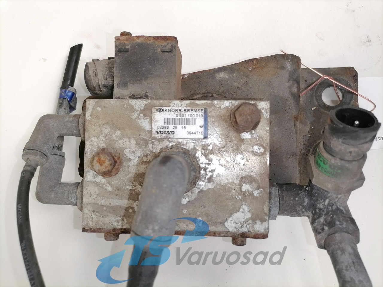 Volvo Air suspension control valve, ECAS 3944715 - Спирачен клапан за Камион: снимка 2 Volvo Air suspension control valve, ECAS 3944715 - Спирачен клапан за Камион: снимка 2