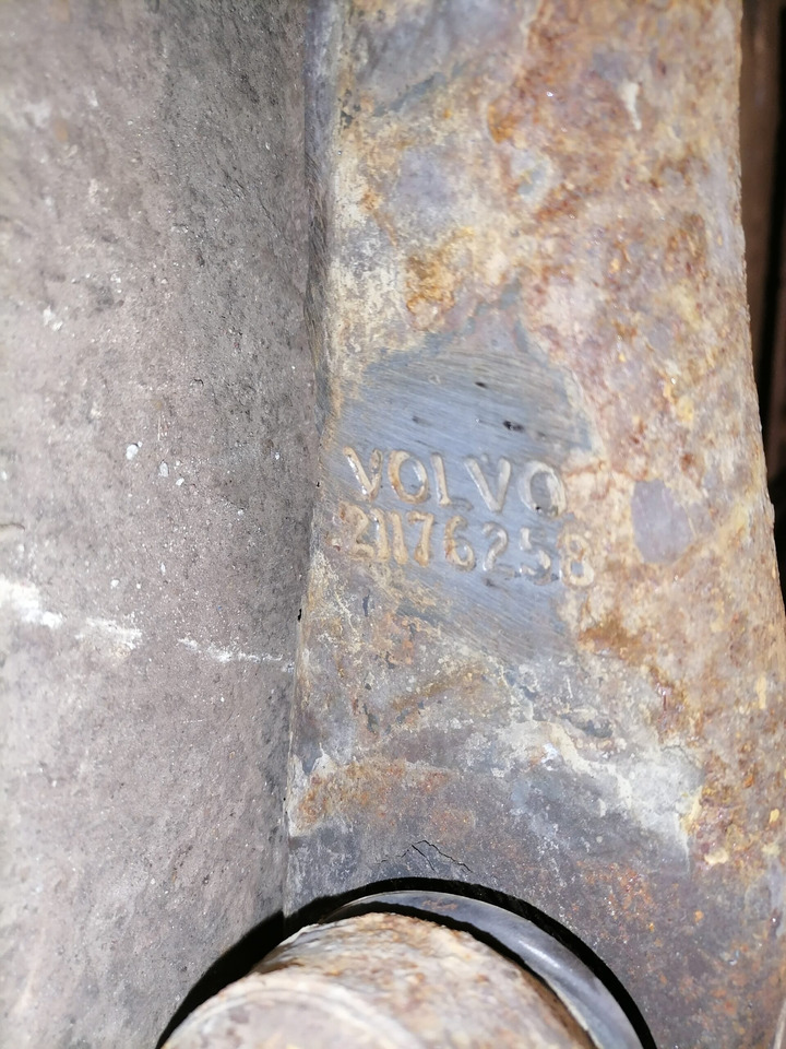 Volvo Anti-roll bar 21176258 - Стабилизираща щанга за Камион: снимка 2 Volvo Anti-roll bar 21176258 - Стабилизираща щанга за Камион: снимка 2