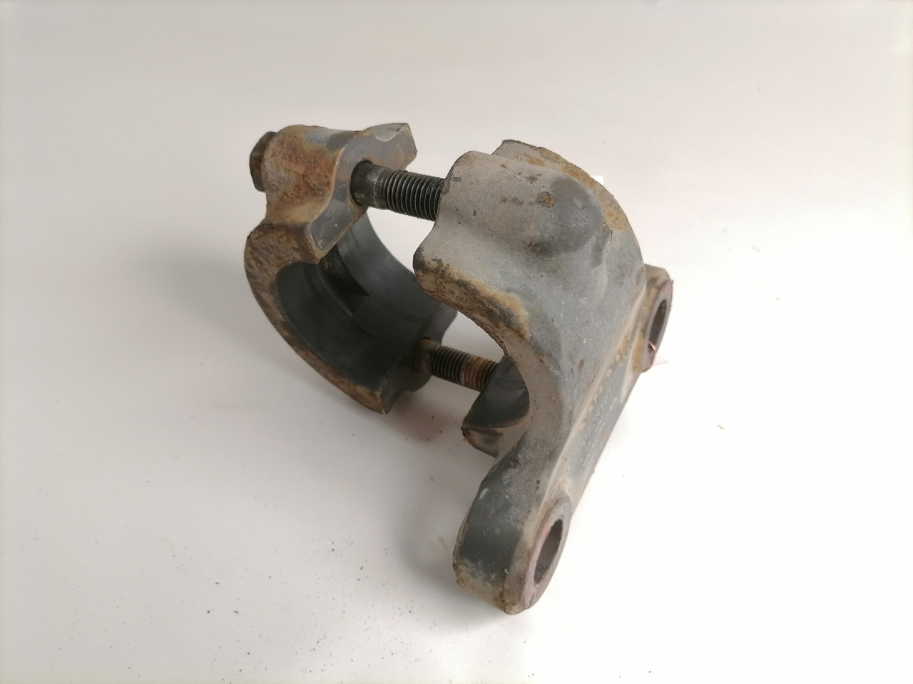 Volvo Anti-roll bar bracket 20428161 - Стабилизираща щанга за Камион: снимка 3 Volvo Anti-roll bar bracket 20428161 - Стабилизираща щанга за Камион: снимка 3