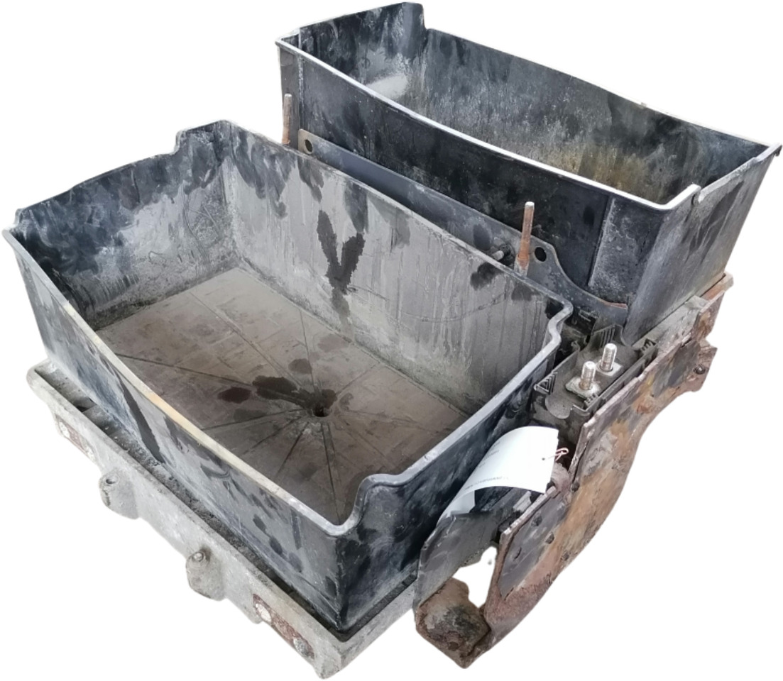Volvo Battery box 22003951 - Акумулатор за Камион: снимка 1 Volvo Battery box 22003951 - Акумулатор за Камион: снимка 1