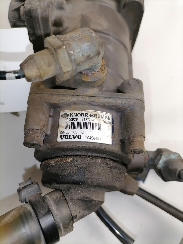 Volvo Brake pressure control 20456400 - Спирачен клапан за Камион: снимка 2 Volvo Brake pressure control 20456400 - Спирачен клапан за Камион: снимка 2