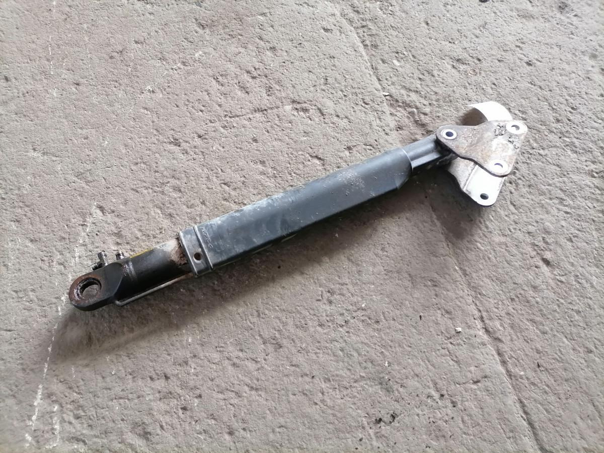 Volvo Cab tilting cylinder 20722124 - Окачване на кабината за Камион: снимка 4 Volvo Cab tilting cylinder 20722124 - Окачване на кабината за Камион: снимка 4