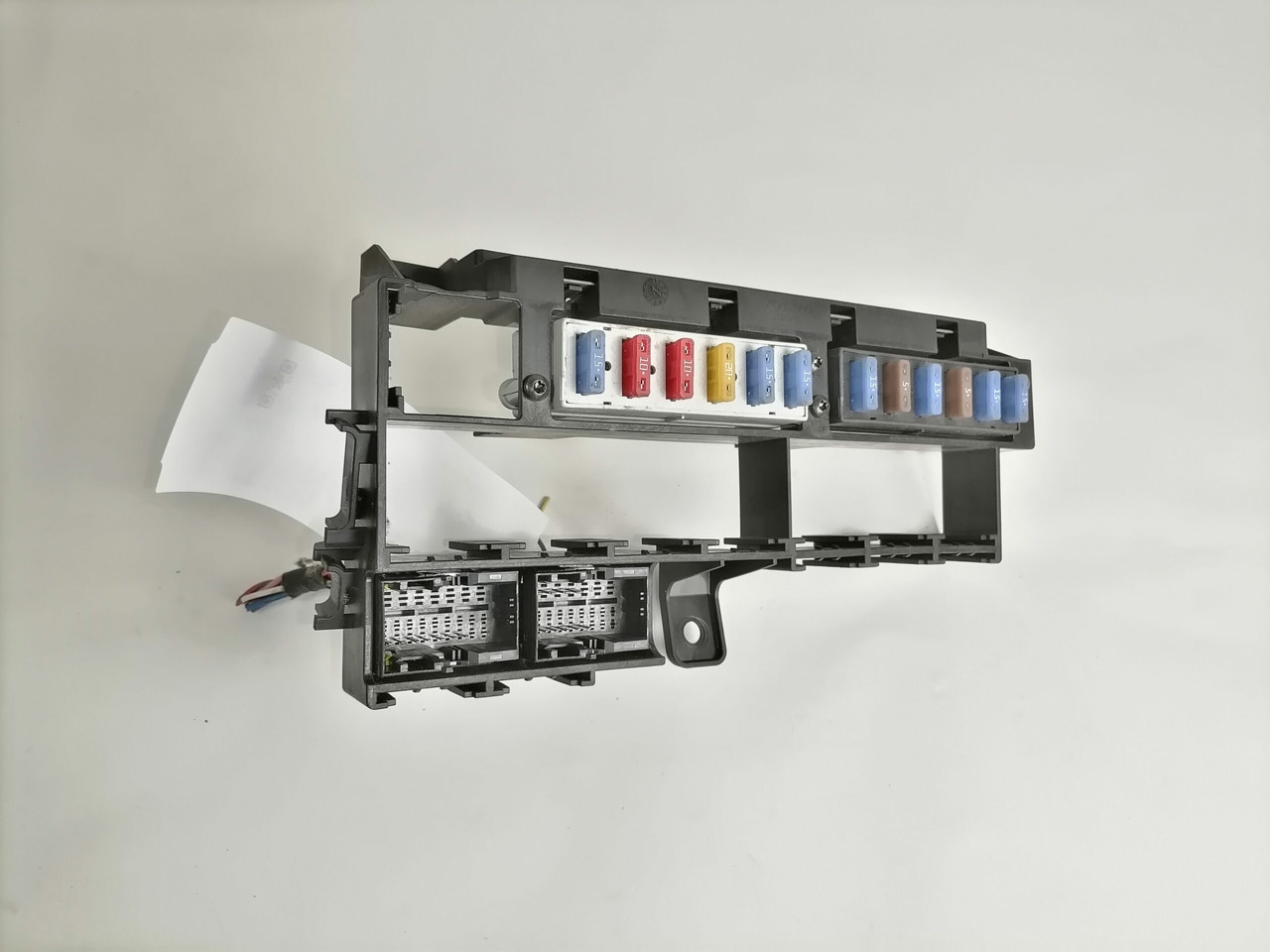 Volvo Central electric unit 21218495 - Предпазител за Камион: снимка 1 Volvo Central electric unit 21218495 - Предпазител за Камион: снимка 1