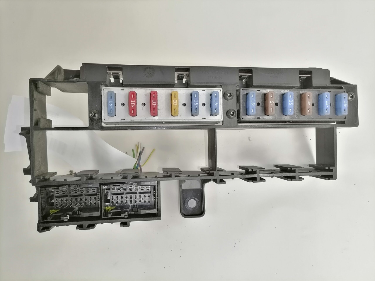 Volvo Central electric unit 21218495 - Предпазител за Камион: снимка 2 Volvo Central electric unit 21218495 - Предпазител за Камион: снимка 2