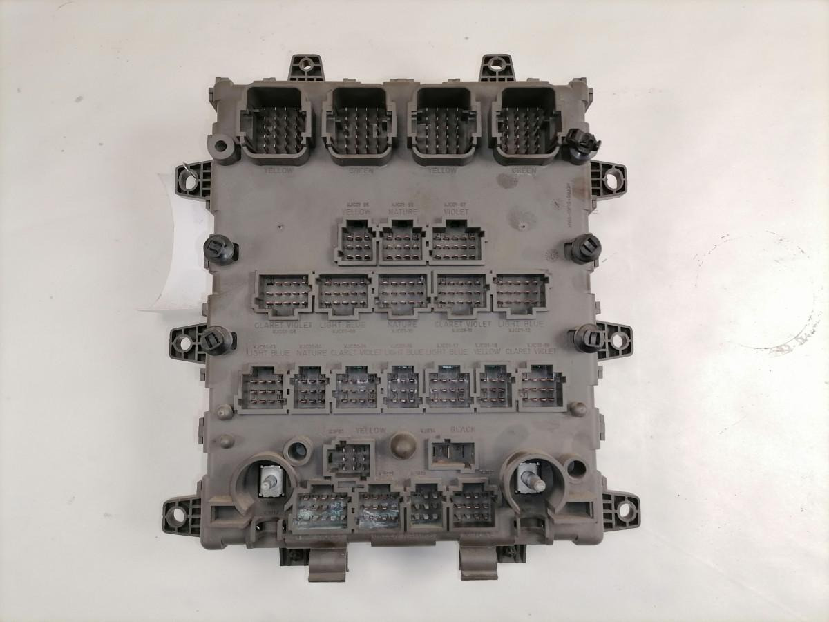 Volvo Central electric unit 5010590677 - Предпазител за Камион: снимка 4 Volvo Central electric unit 5010590677 - Предпазител за Камион: снимка 4