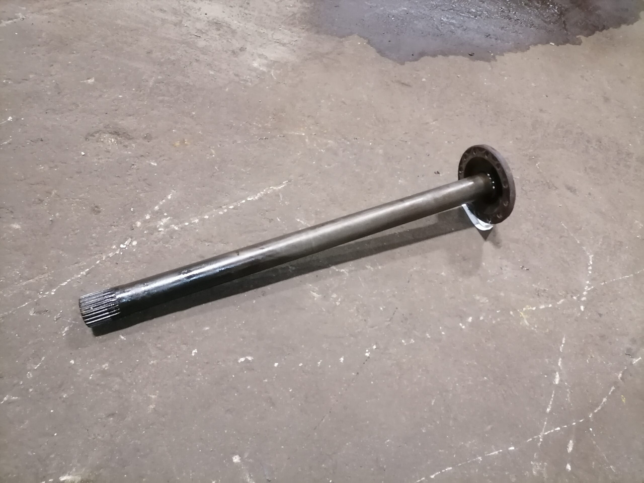 Volvo Drive shaft 1524627 - Полуоска за Камион: снимка 1 Volvo Drive shaft 1524627 - Полуоска за Камион: снимка 1