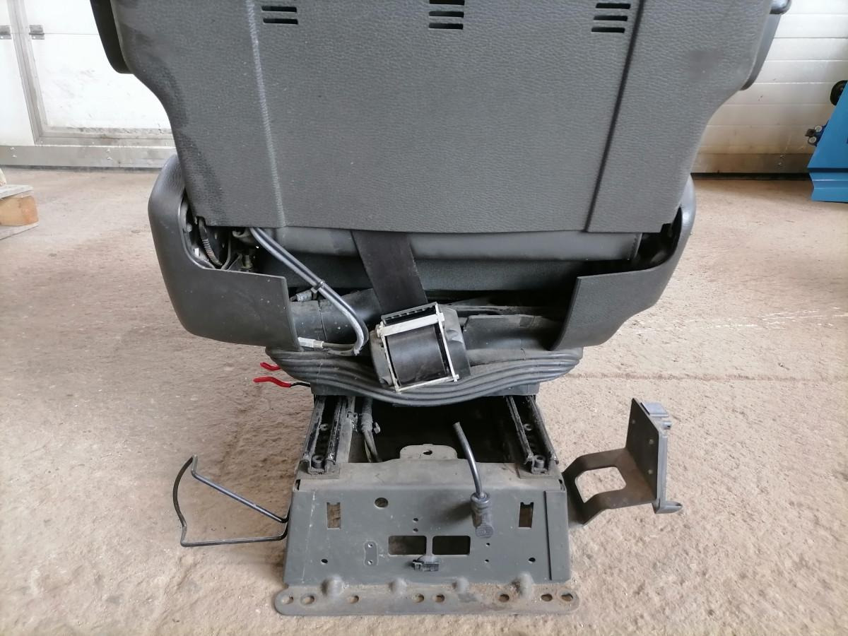 Volvo Driver seat 22039408 - Седалка за Камион: снимка 5 Volvo Driver seat 22039408 - Седалка за Камион: снимка 5