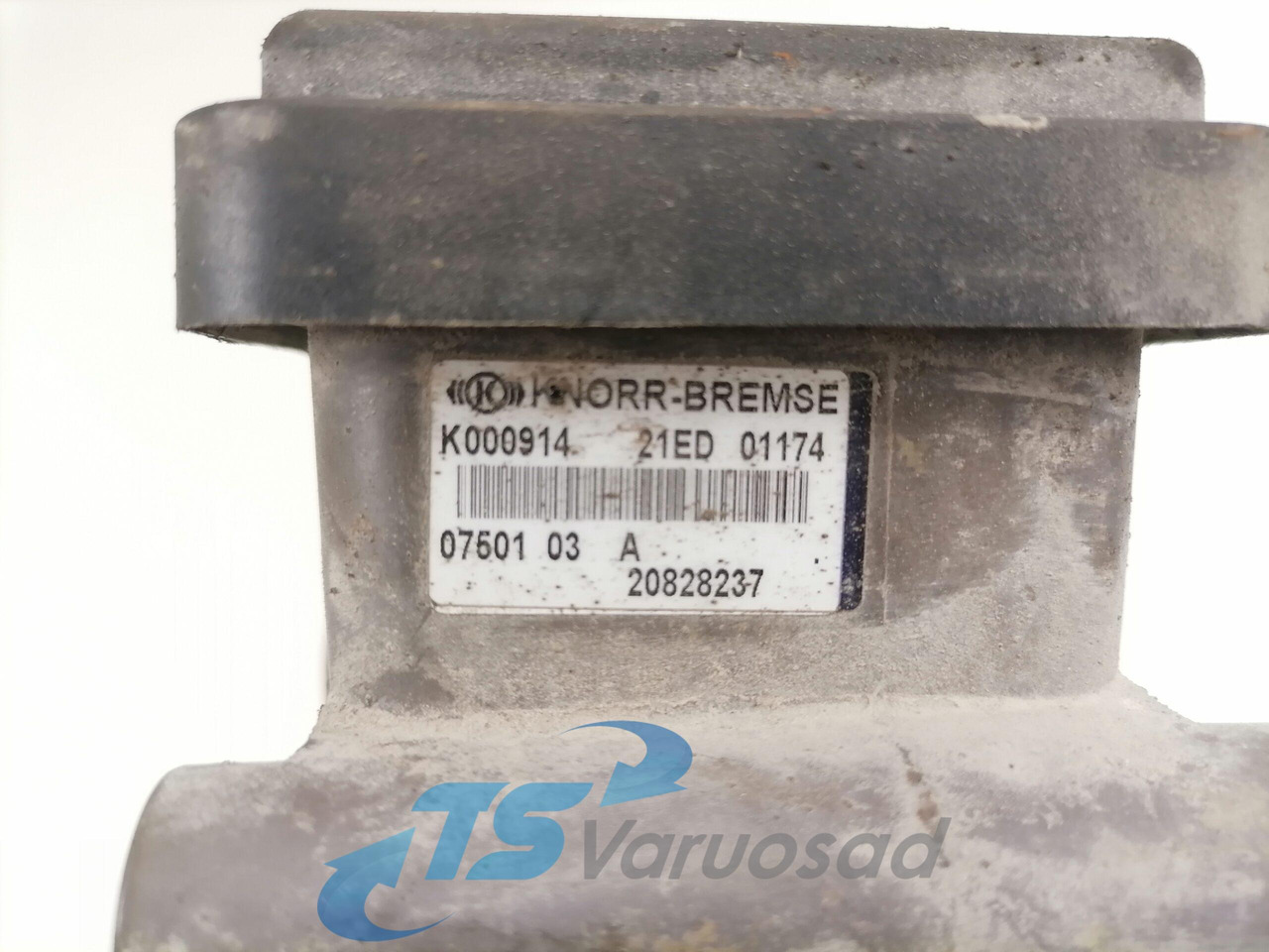 Volvo EBS brake valve 20828237 - Спирачен клапан за Камион: снимка 2 Volvo EBS brake valve 20828237 - Спирачен клапан за Камион: снимка 2