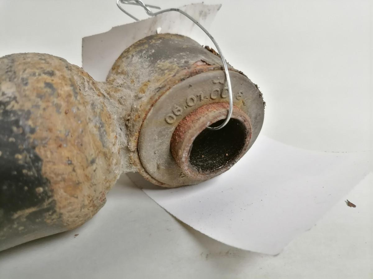 Volvo First axel shock absorber 82052423 - Амортизатор за Камион: снимка 3 Volvo First axel shock absorber 82052423 - Амортизатор за Камион: снимка 3