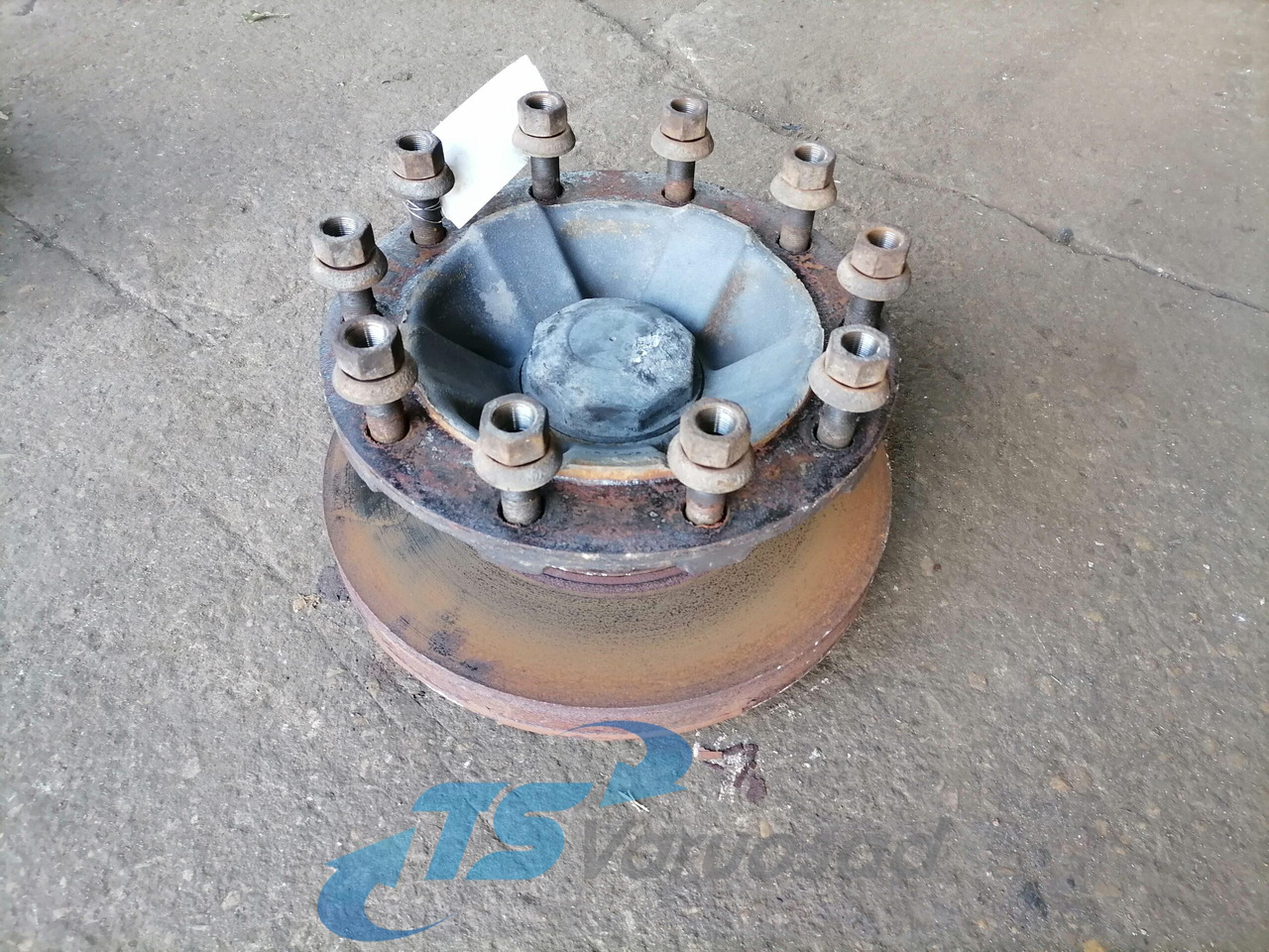 Volvo First wheel hub 21022433 - Ступица за Камион: снимка 1 Volvo First wheel hub 21022433 - Ступица за Камион: снимка 1