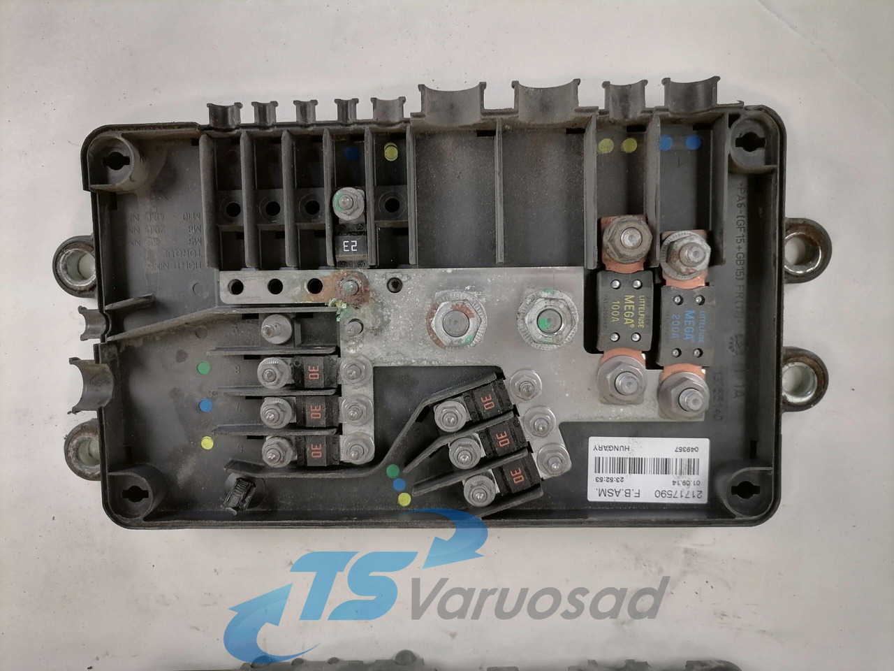 Volvo Fuse box 21717590 - Предпазител за Камион: снимка 4 Volvo Fuse box 21717590 - Предпазител за Камион: снимка 4