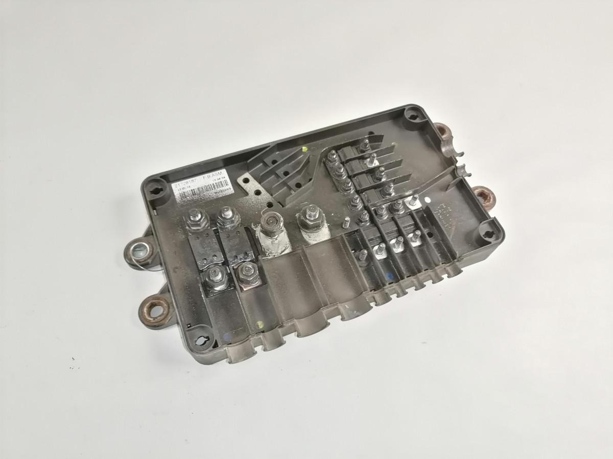 Volvo Fuse box 21728187 - Предпазител за Камион: снимка 3 Volvo Fuse box 21728187 - Предпазител за Камион: снимка 3
