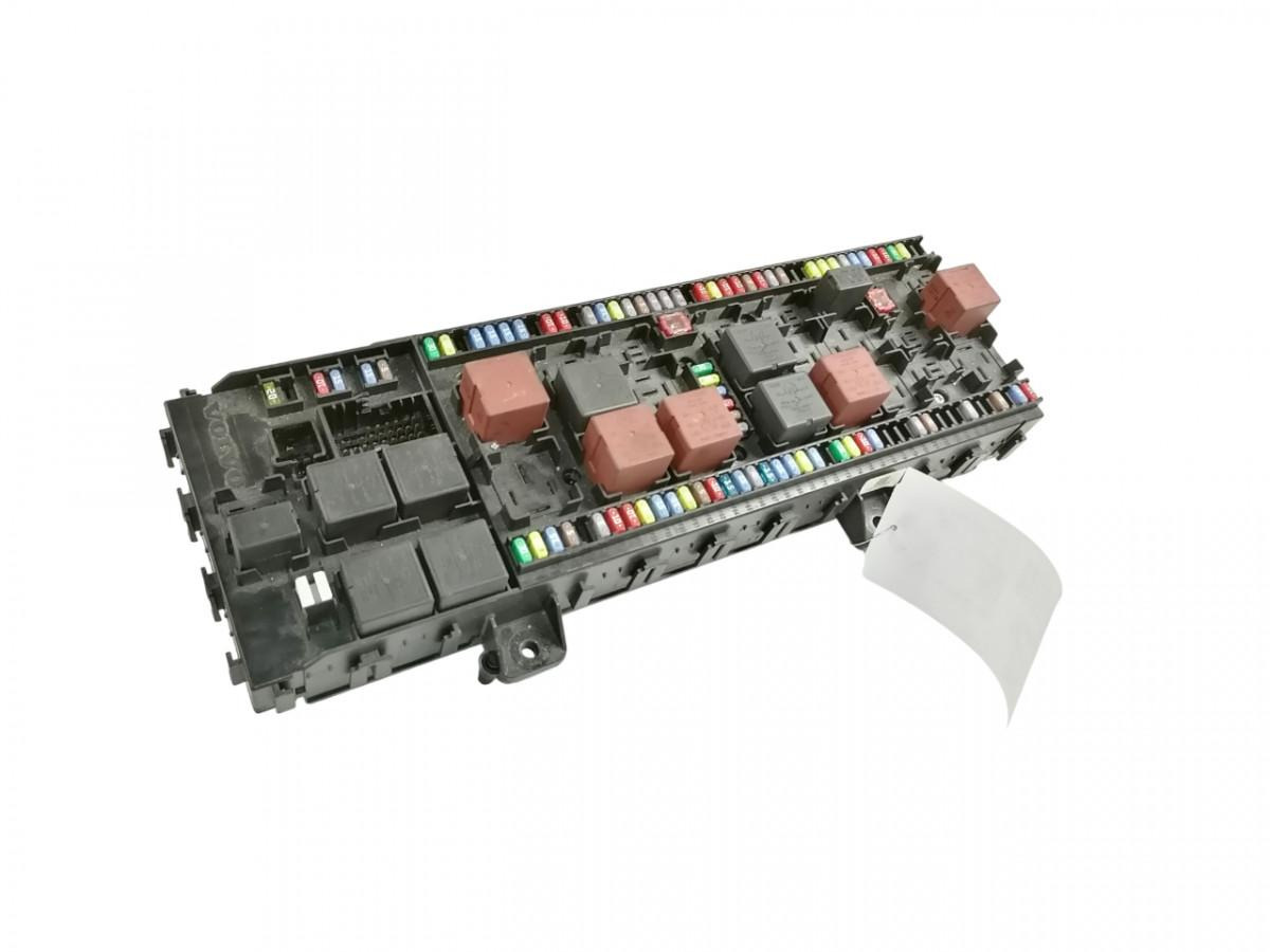 Volvo Fuse box 21939408 - Предпазител за Камион: снимка 1 Volvo Fuse box 21939408 - Предпазител за Камион: снимка 1