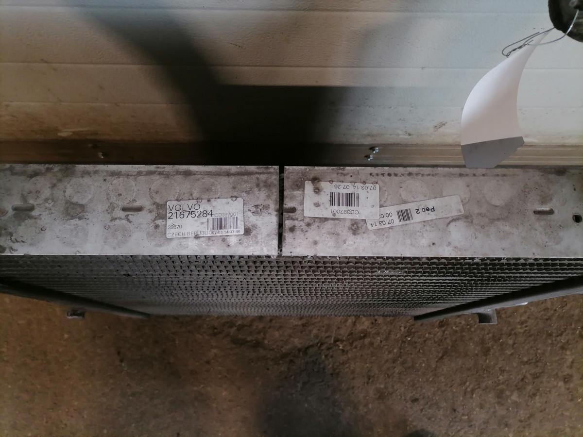 Volvo Intercooler radiator 21675284 - Интеркулер за Камион: снимка 3 Volvo Intercooler radiator 21675284 - Интеркулер за Камион: снимка 3
