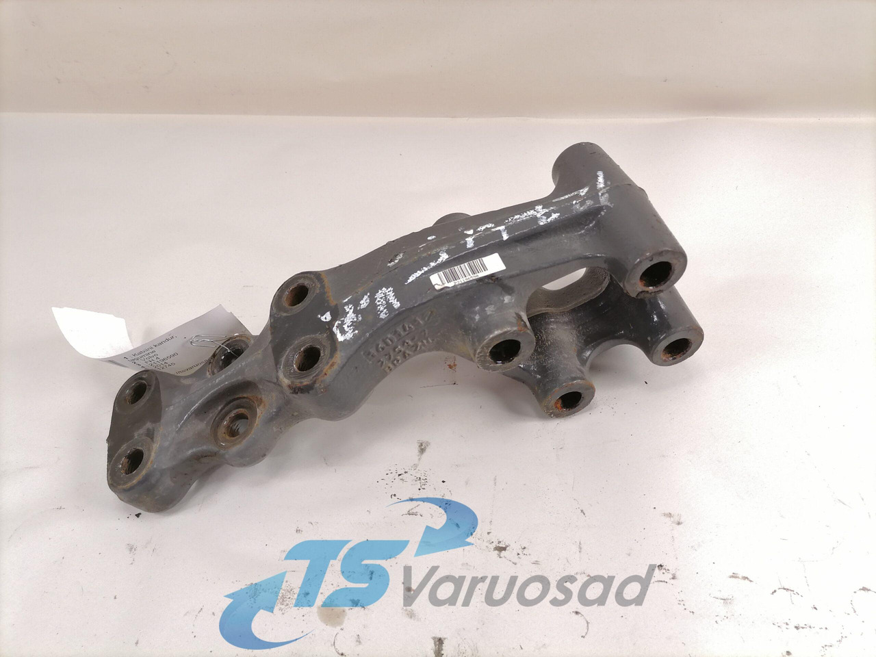 Volvo Kabiini kandur, tagumine 21196590 - Окачване на кабината за Камион: снимка 2 Volvo Kabiini kandur, tagumine 21196590 - Окачване на кабината за Камион: снимка 2