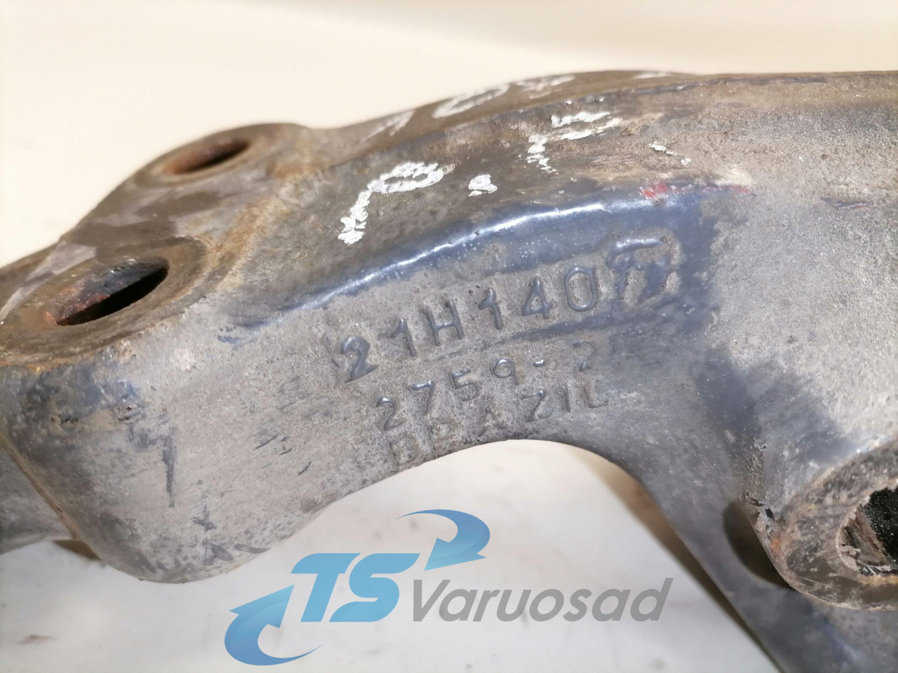 Volvo Kabiini kandur, tagumine 21196590 - Окачване на кабината за Камион: снимка 2 Volvo Kabiini kandur, tagumine 21196590 - Окачване на кабината за Камион: снимка 2
